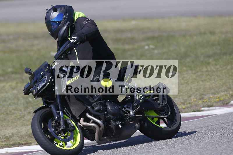 /01 02.04.2026 MAZ ADR/Gruppe rot/32